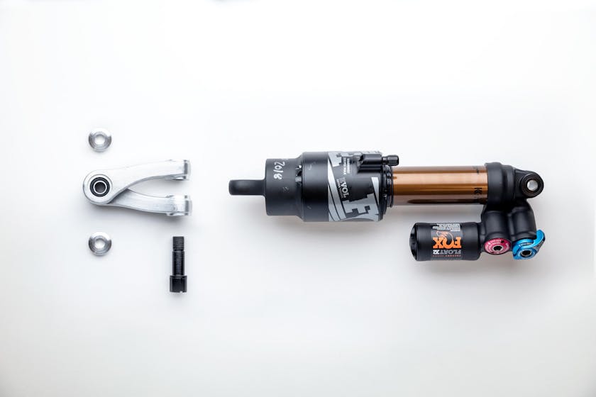 Wishbone Shock Extender