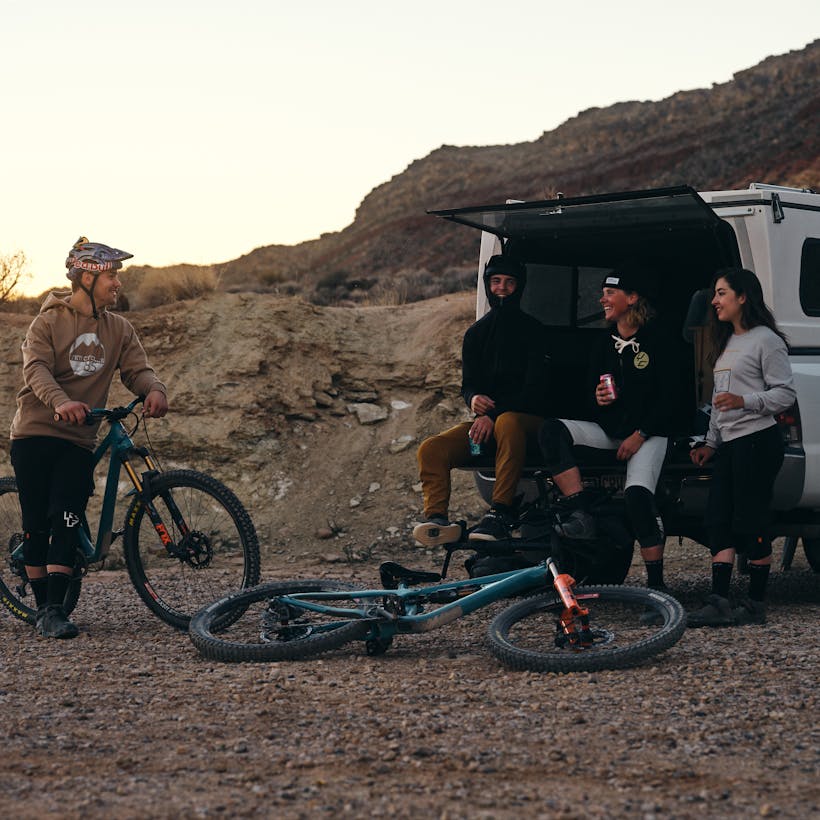 Dirt Surfer Hoodie - Richie Rude