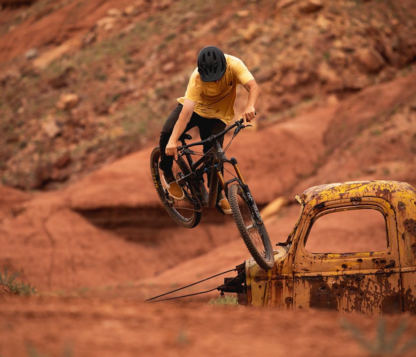 SB140 Nose Bonk on a rusty truck.