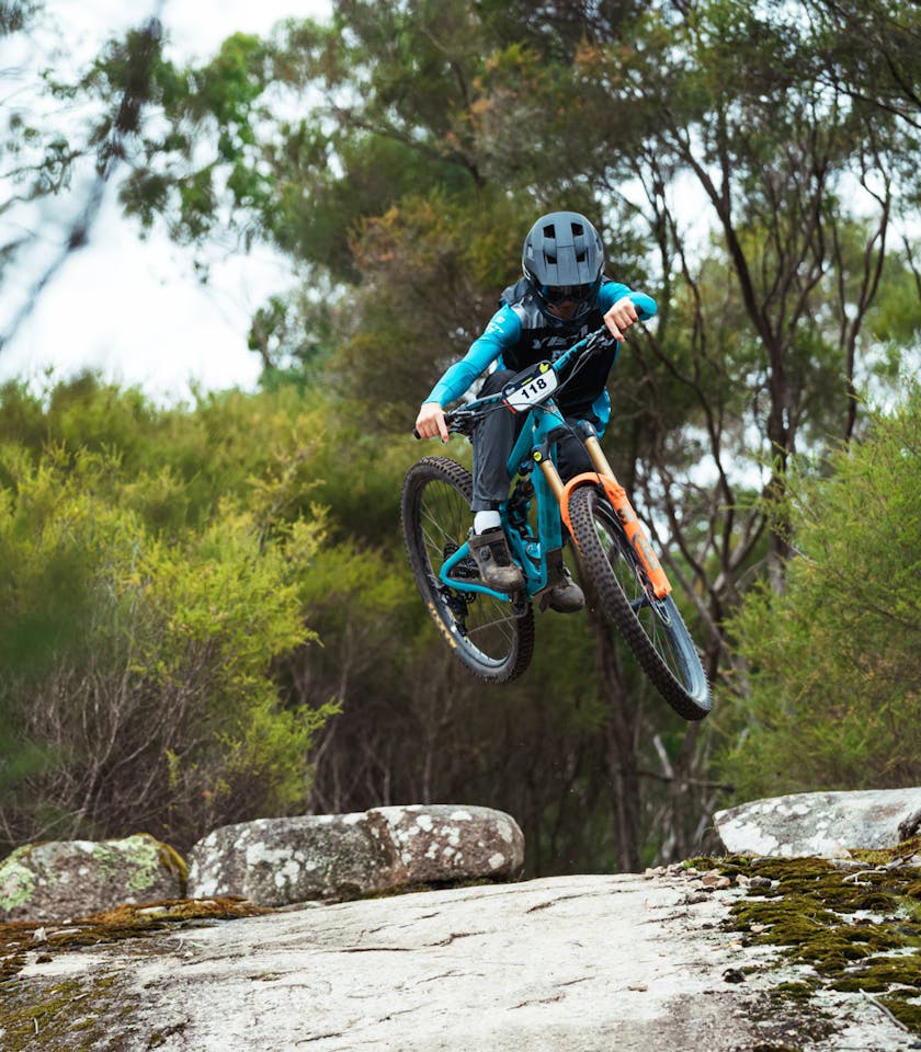 Yeti / FOX Devo Team - Joe Millington