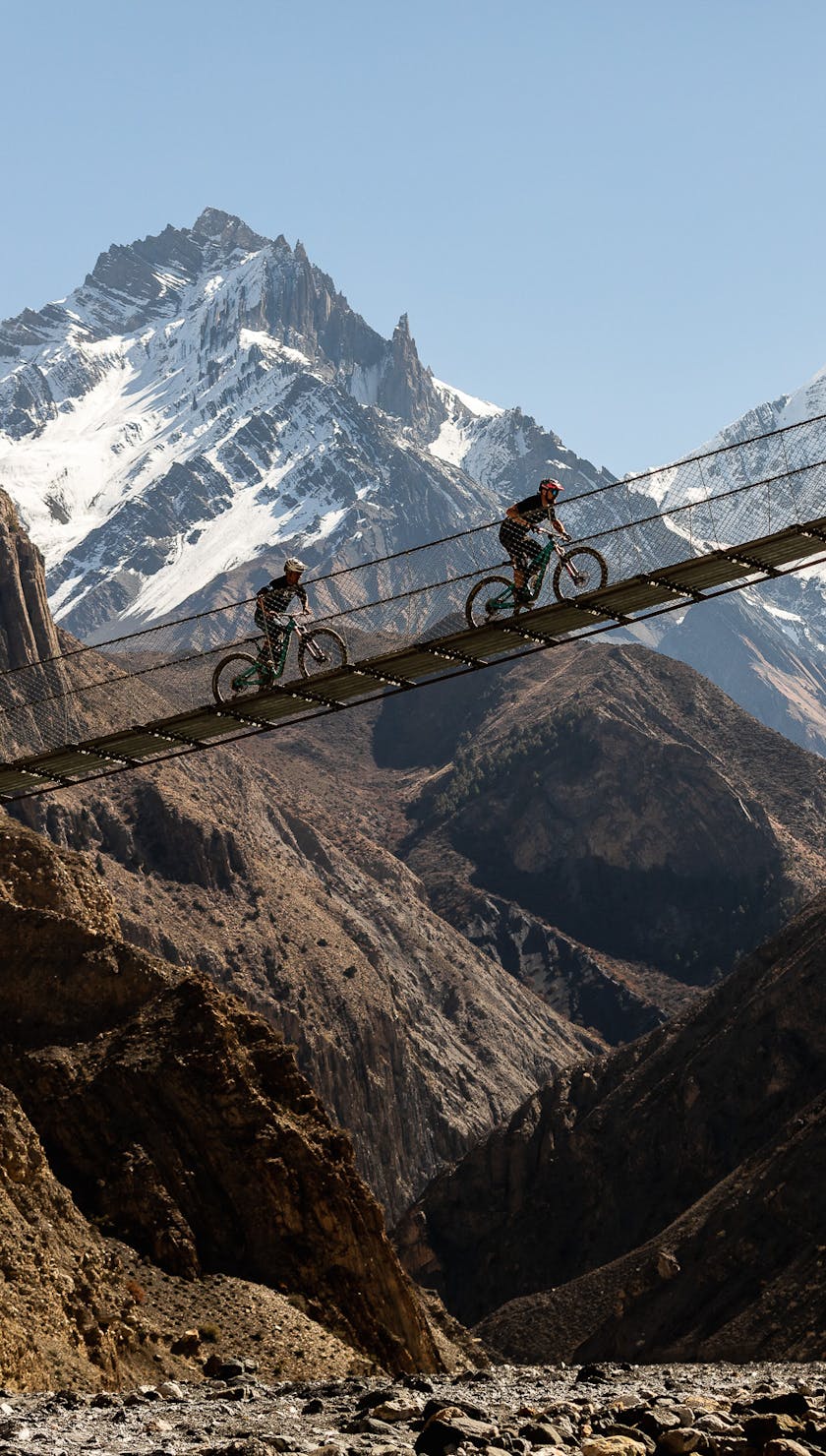International Gathering Nepal - Bridge crossing