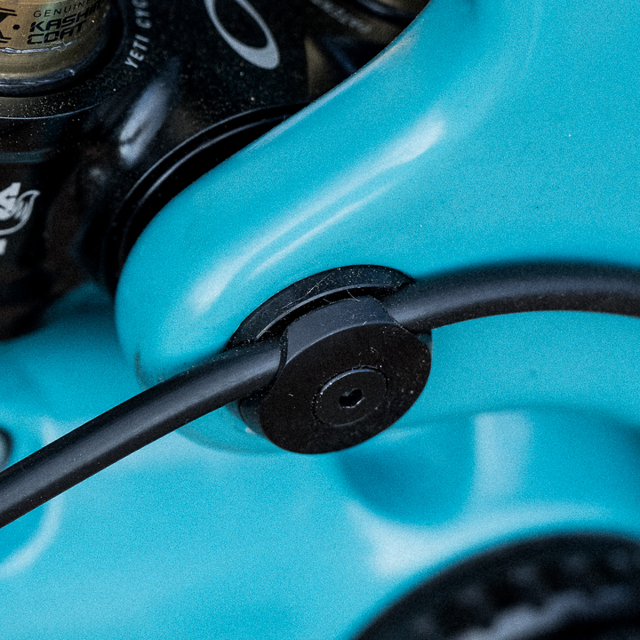 Yeti Sb135 - CABLE MANAGEMENT