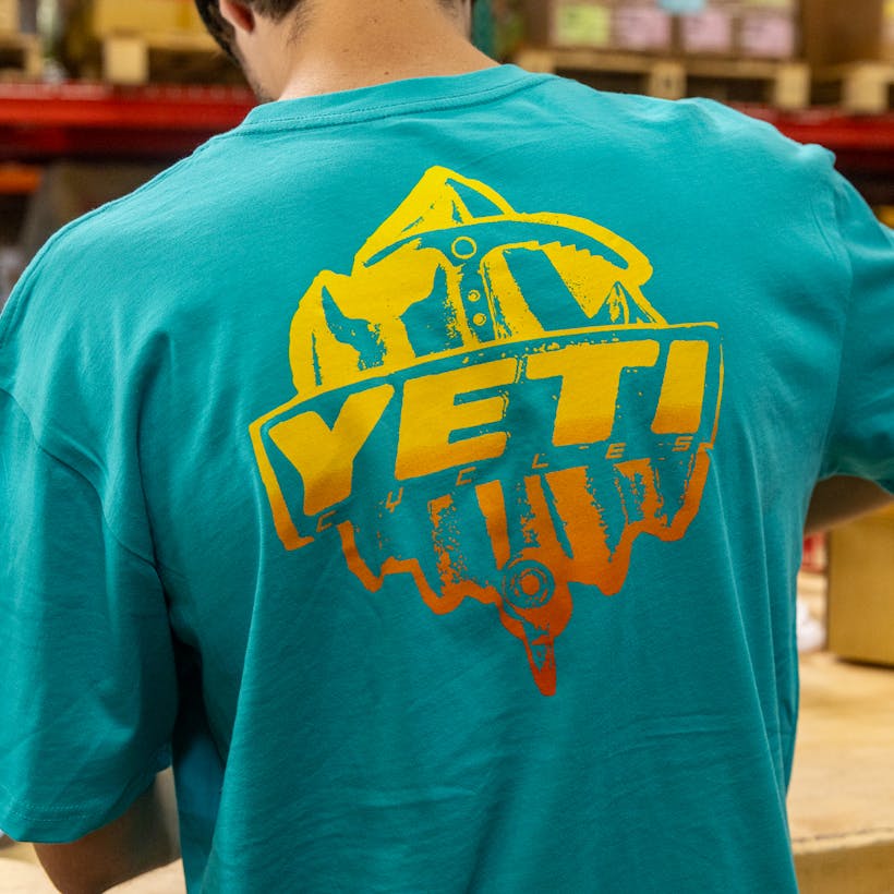 2023 Yeti Casual - Header Tee