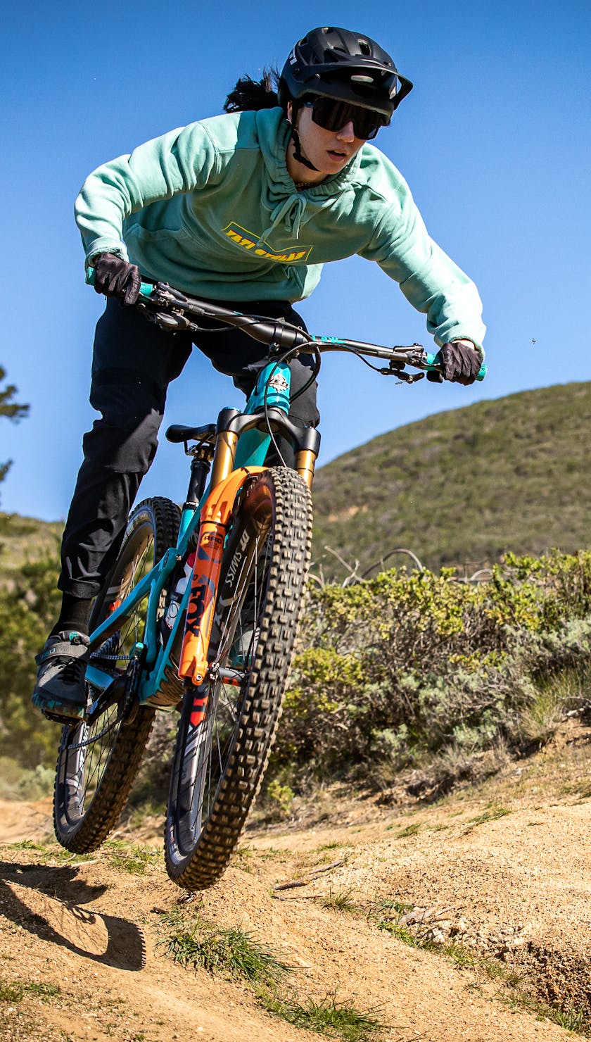 Yeti / Fox National / Devo Team Pacifia Trip Lauren