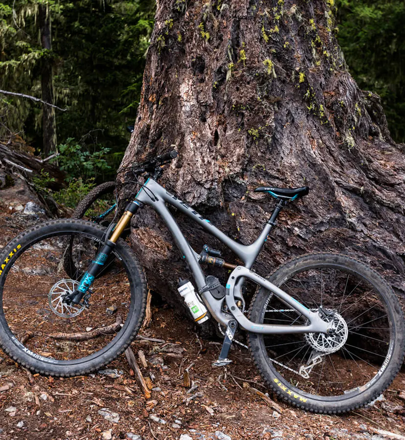 Yeti Bike Rails HITCHING THE COASTAL LOOP - Yeti Cycles