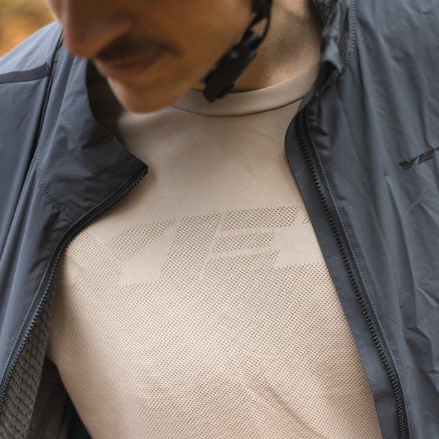 2024 Technical Apparel - TURQ Air l/s Jersey