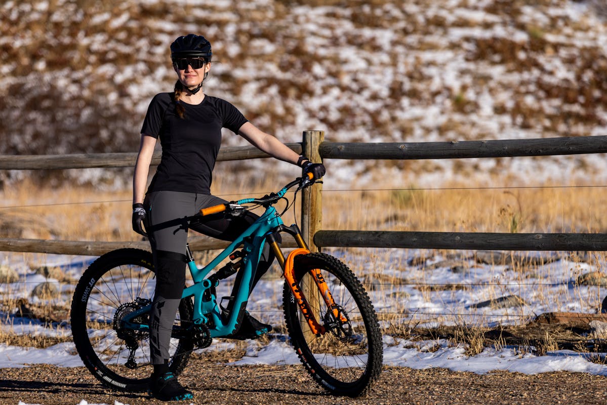 Yeti / Fox National Team - Kate Lawrence