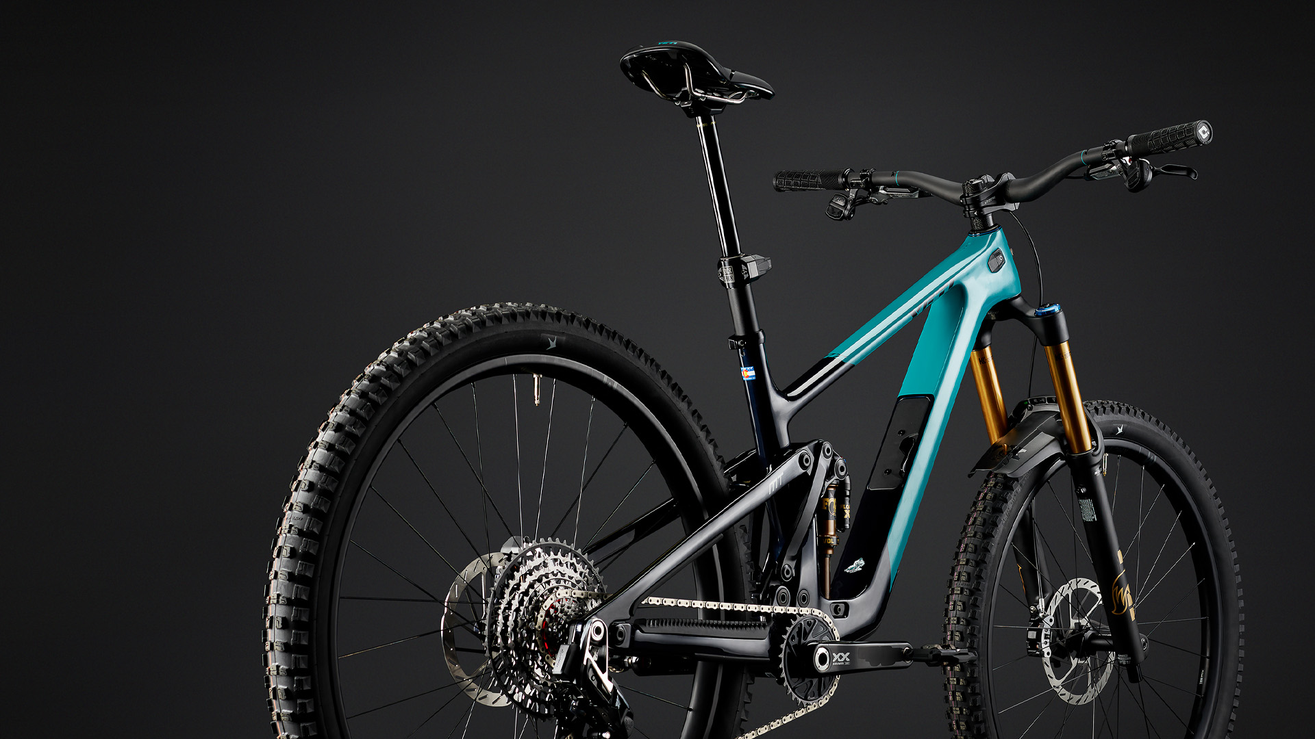 Yeti MT - You get TURQ Carbon