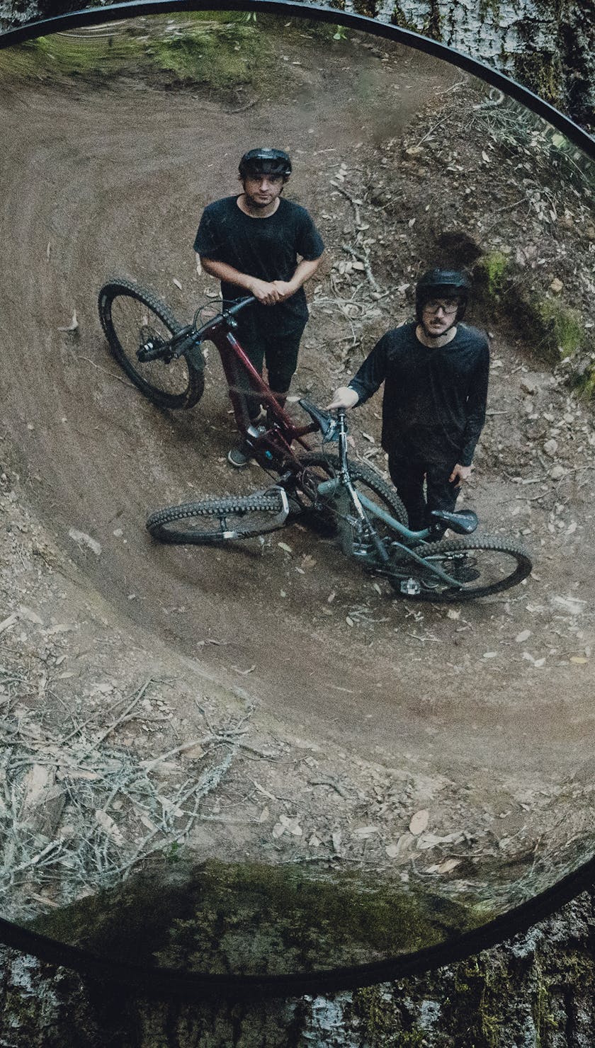 Video - B+W:002 - Warren Kniss und Bryn Bingham