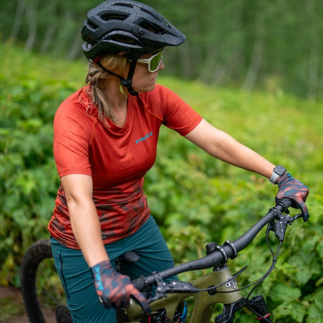 2025 Tech Apparel - W'S Enduro Jersey SS