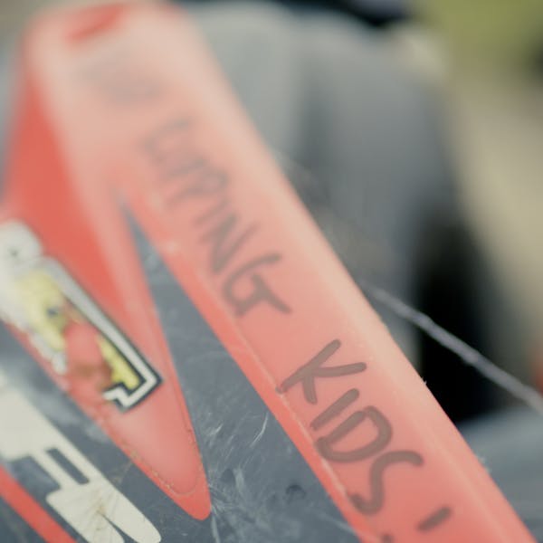 Roots Run Deep 'Robin' - Keep Ripping Kids