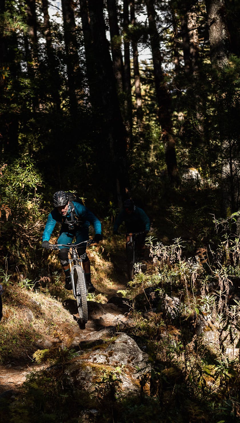 International Gathering Nepal - Riders in the trees
