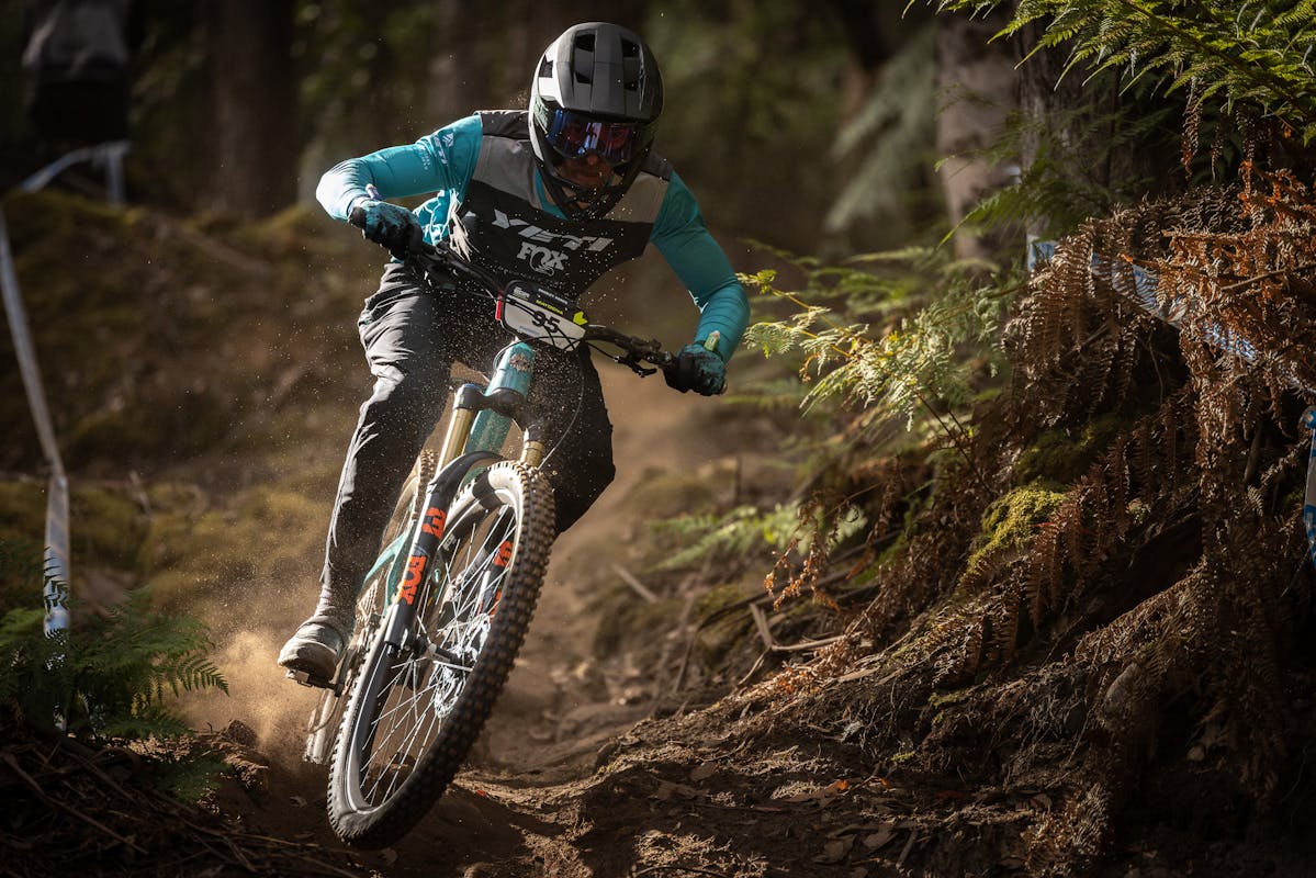 Yeti / FOX Devo Team - Bardley Harris