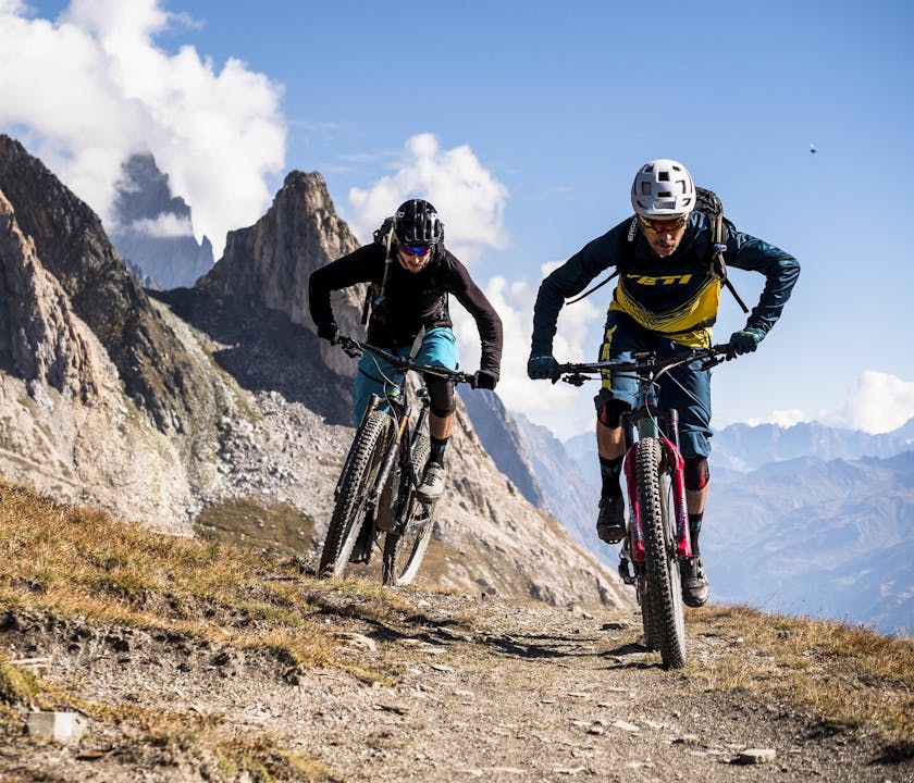 Nate Hills and Francesco Gozio riding Yeti SB130's