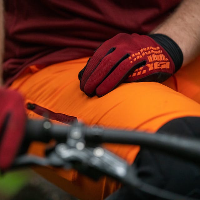 2023 Technical Apparel - Maverick Glove